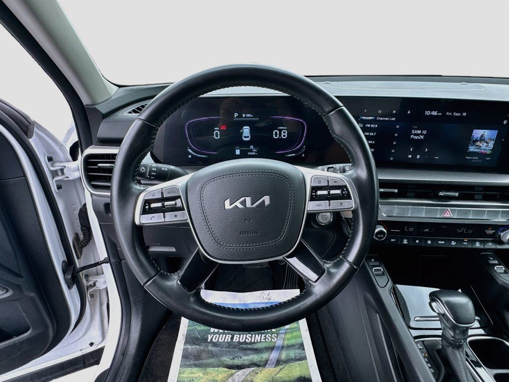 Certified 2024 Kia Telluride S w/ S Sunroof Package AWD/4WD image 13