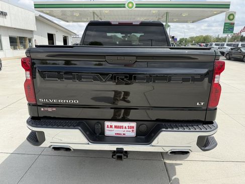 Used 2021 Chevrolet Silverado 1500 LT AWD/4WD image 7