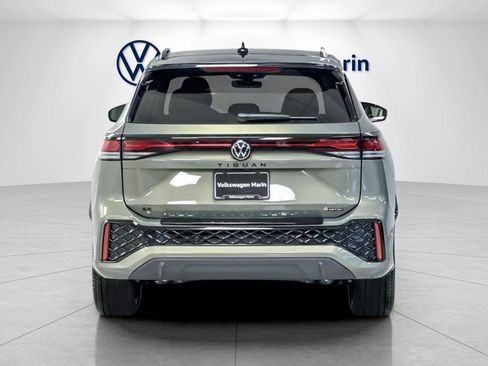 New 2026 Volkswagen Tiguan SE R-Line image 4