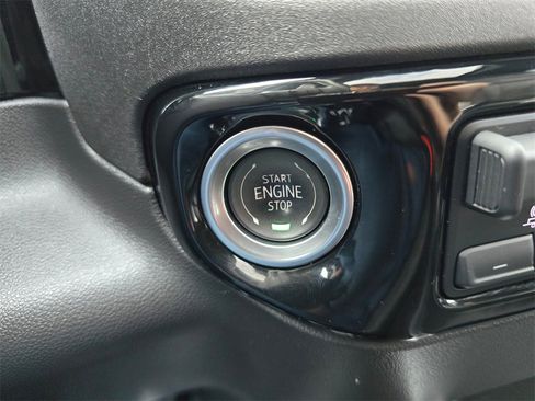 Used 2024 GMC Sierra 1500 SLT w/ SLT Premium Plus Package image 26