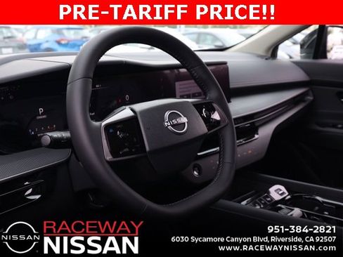 New 2025 Nissan Murano SV image 14