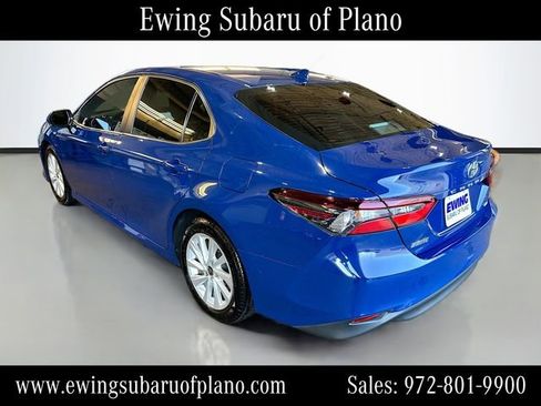 Used 2024 Toyota Camry LE w/ Convenience Package FWD image 5