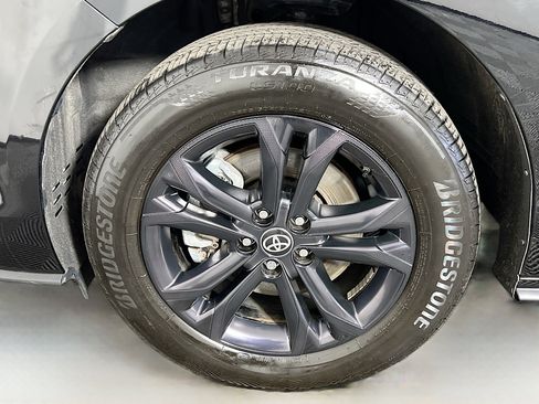 Certified 2024 Toyota Sienna XLE Woodland Edition AWD/4WD image 27