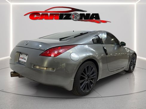 Used 2004 Nissan 350Z Enthusiast image 10