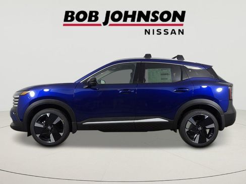 New 2026 Nissan Kicks SR w/ Cold Weather Package AWD/4WD image 6