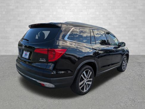 Used 2018 Honda Pilot Elite image 2