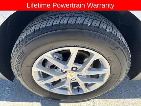 Used 2024 Chevrolet Equinox LT image 28