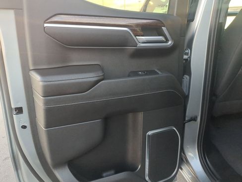 Used 2023 GMC Sierra 1500 Elevation w/ Preferred Package image 31