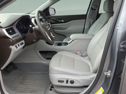 Used 2022 GMC Acadia SLT w/ Technology Package image 31