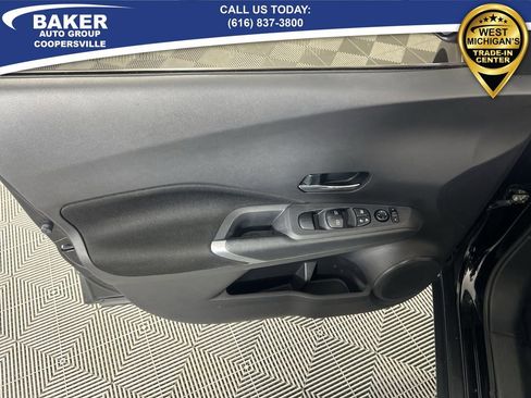 Used 2021 Nissan Kicks SV image 20