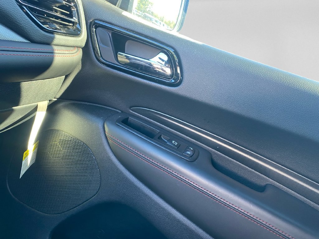 Used 2024 Dodge Durango R/T RWD image 24