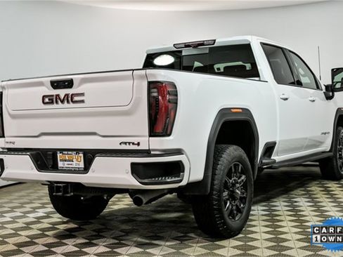 Used 2024 GMC Sierra 2500 AT4 w/ AT4 Premium Plus Package image 7
