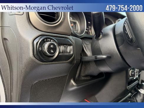 Used 2020 Jeep Gladiator Sport w/ Quick Order Package 24S image 15