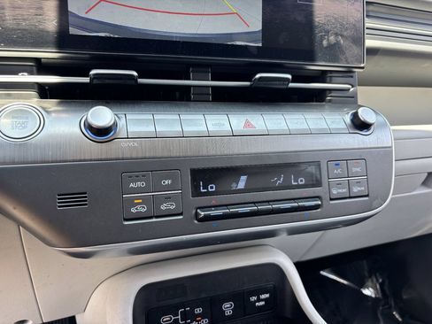 Used 2024 Hyundai Kona SEL FWD image 22