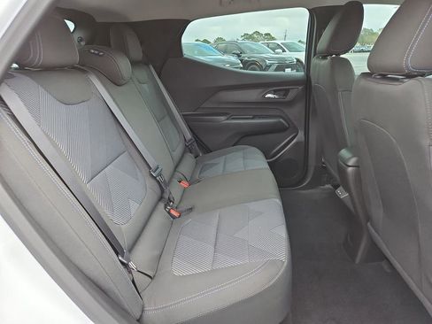 New 2027 Chevrolet Bolt LT w/ Comfort Package FWD image 17