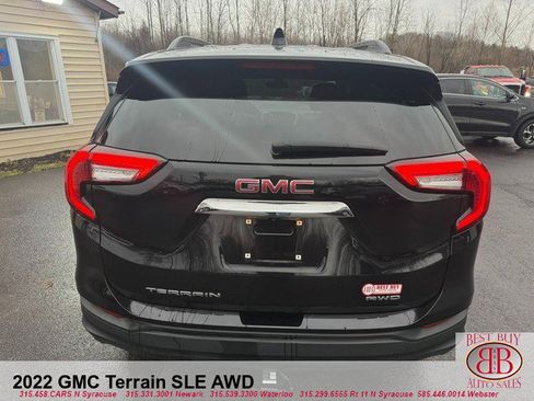 Used 2022 GMC Terrain SLE w/ Driver Convenience Package AWD/4WD image 4