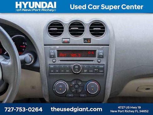 Used 2011 Nissan Altima 2.5 S FWD image 18