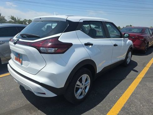 Used 2024 Nissan Kicks S FWD image 3