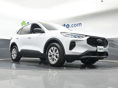 Used 2023 Ford Escape Active w/ Tech Pack #1 AWD/4WD image 21