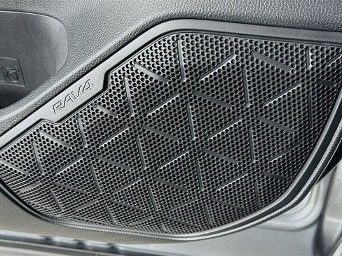 Certified 2025 Toyota RAV4 LE FWD image 19