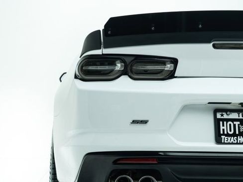 Used 2023 Chevrolet Camaro SS RWD image 17