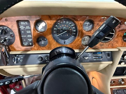 Used 1988 Rolls-Royce Corniche II image 36