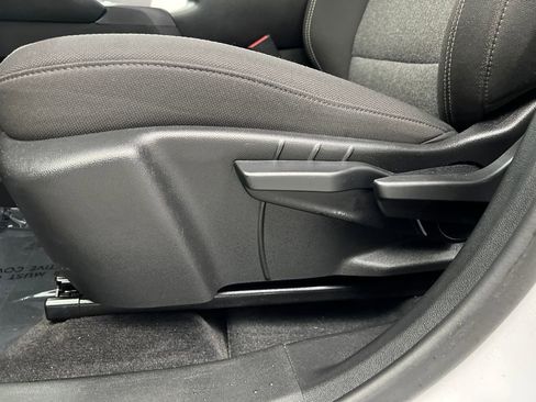 Used 2025 GMC Terrain Elevation image 10