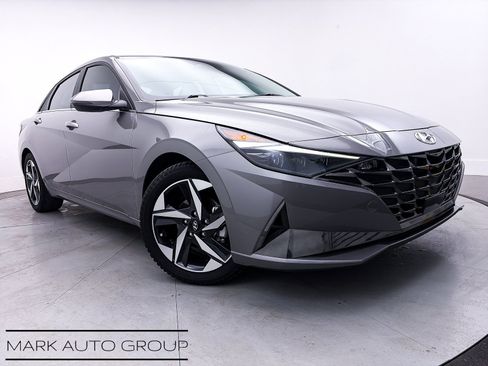 Used 2022 Hyundai Elantra Limited image 2