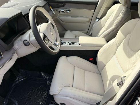 New 2026 Volvo XC90 B6 Ultra w/ Protection Package image 5