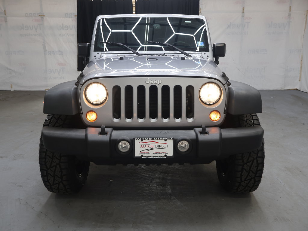 Used 2018 Jeep Wrangler Unlimited Sport S AWD/4WD image 2