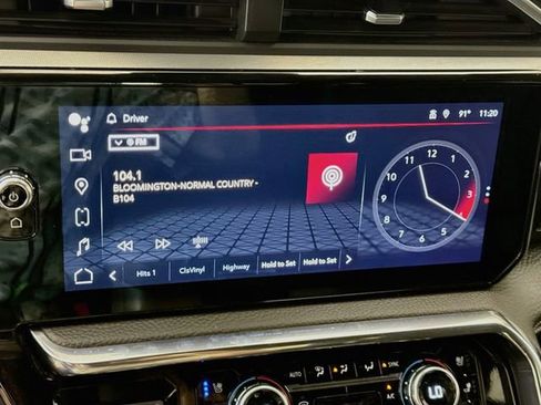 Used 2023 GMC Sierra 1500 Denali w/ Technology Package AWD/4WD image 16