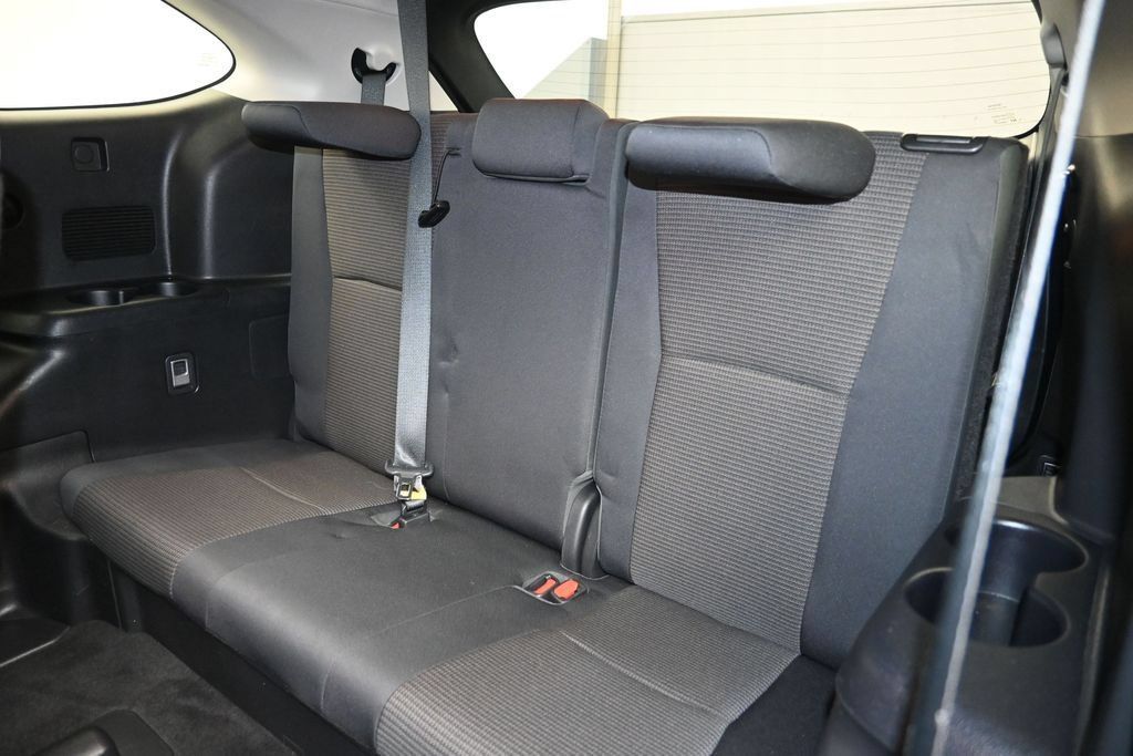 Used 2023 Toyota Highlander LE AWD/4WD image 22