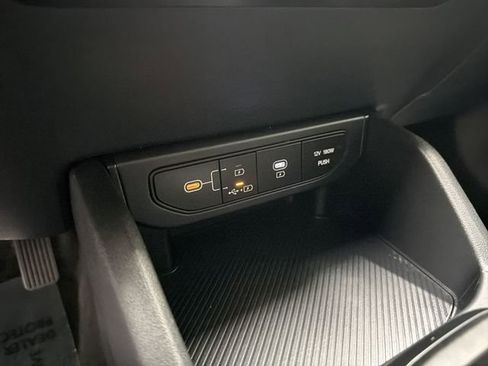 Used 2025 Kia K4 FWD image 24