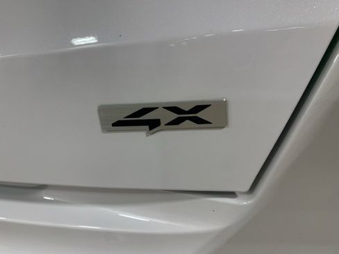 Used 2023 Kia Sorento SX image 21