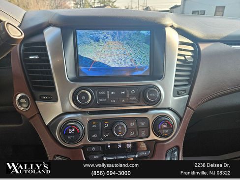 Used 2017 Chevrolet Suburban Premier image 19