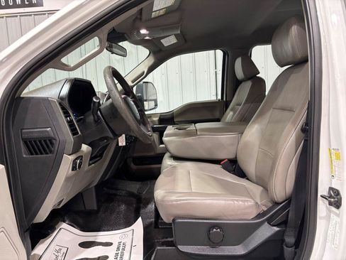 Used 2021 Ford F250 XL w/ Power Equipment Group AWD/4WD image 11