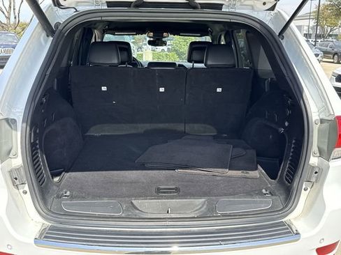 Used 2018 Jeep Grand Cherokee Limited image 13