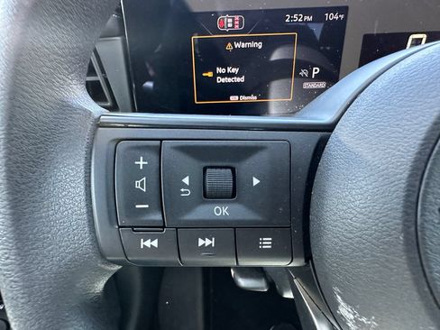 Used 2026 Nissan Kicks SV FWD image 25