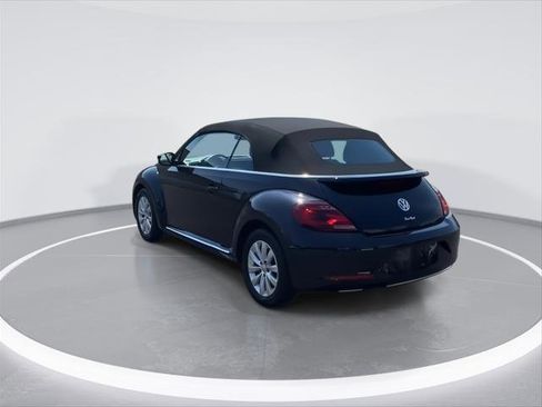 Used 2018 Volkswagen Beetle 2.0T S image 6