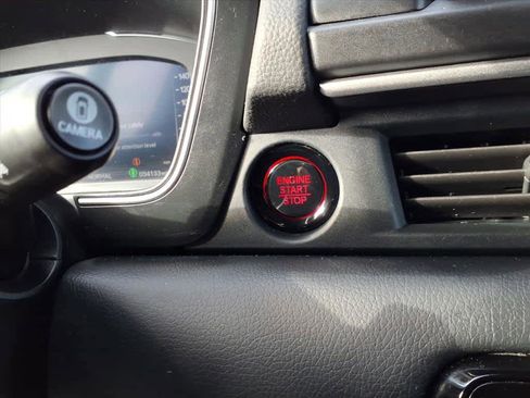 Used 2023 Honda Pilot Elite image 23