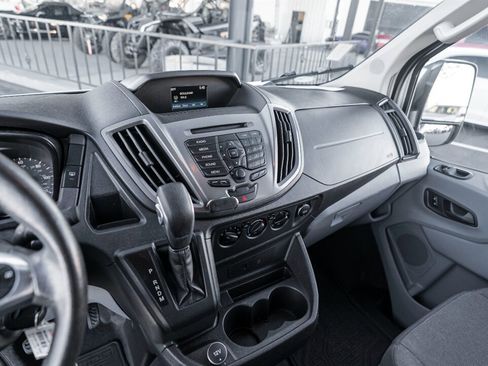 Used 2017 Ford Transit 150 XLT image 34