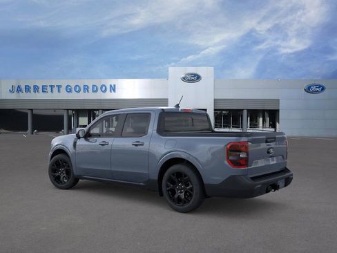 New 2025 Ford Maverick Lariat w/ Black Appearance Package image 4