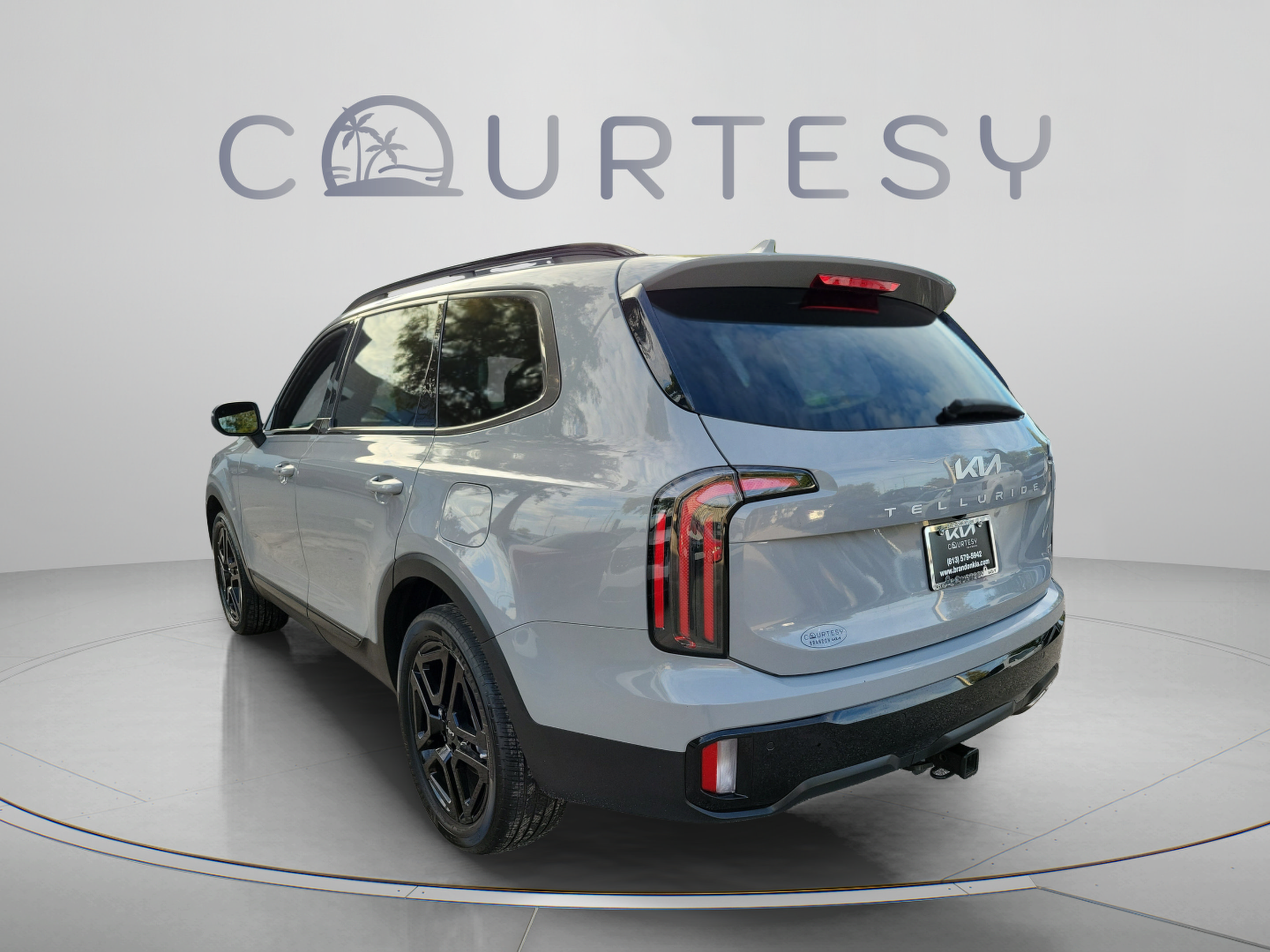 Certified 2024 Kia Telluride EX X-Line AWD/4WD image 2