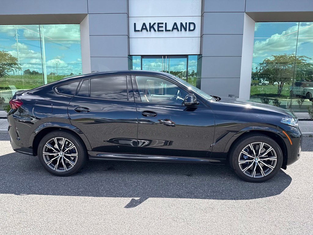 Used 2025 BMW X6 M60i w/ Executive Package AWD/4WD image 2