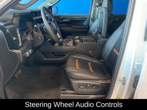 Used 2024 GMC Sierra 1500 AT4 w/ Technology Package AWD/4WD image 7
