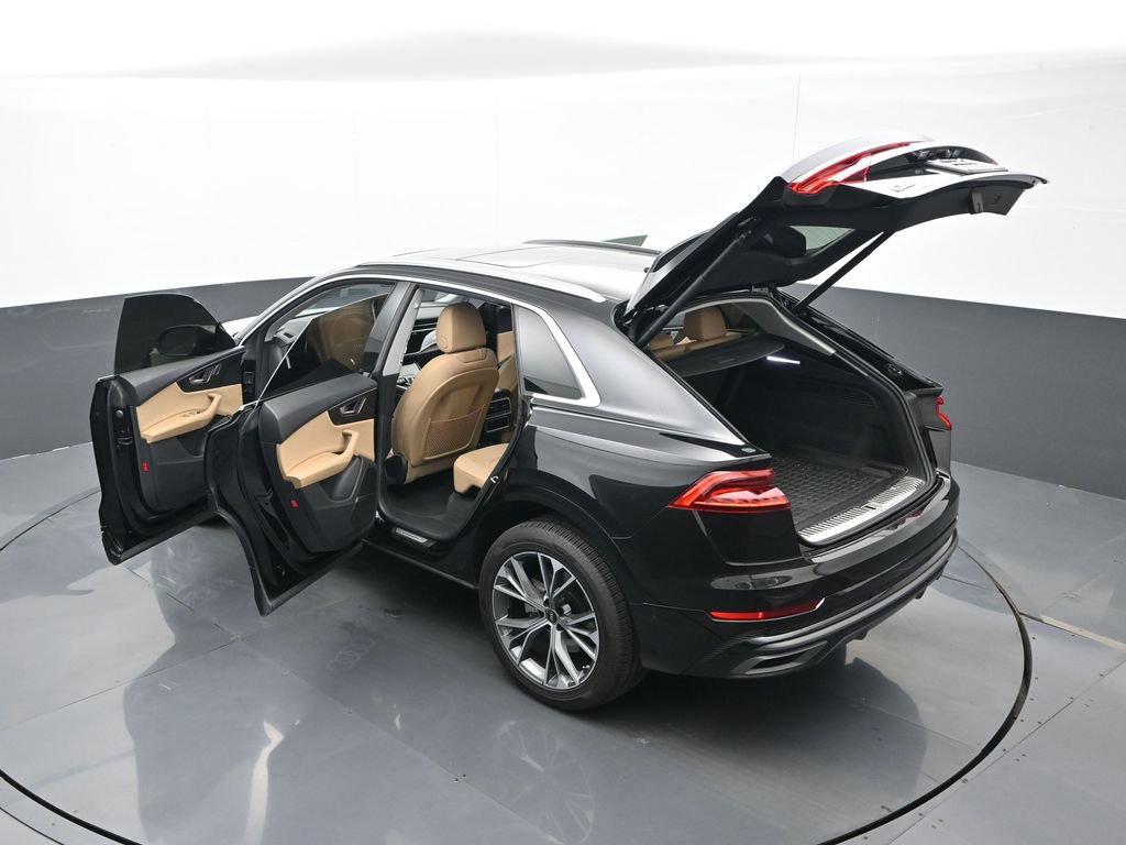 Used 2022 Audi Q8 Premium Plus AWD/4WD image 27