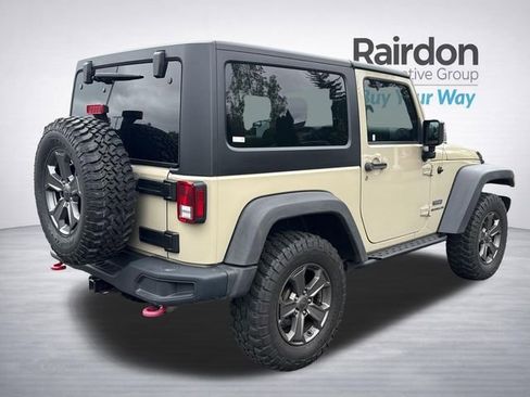 Used 2017 Jeep Wrangler Rubicon AWD/4WD image 7