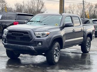 Used 2019 Toyota Tacoma TRD Off-Road video 2