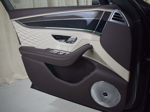 New 2026 Bentley Flying Spur Plug-In Hybrid AWD/4WD image 38