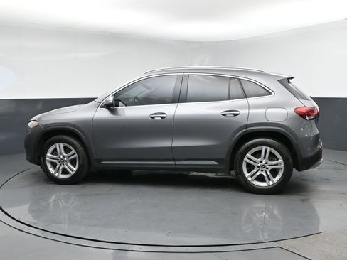 Used 2021 Mercedes-Benz GLA 250 4MATIC image 4